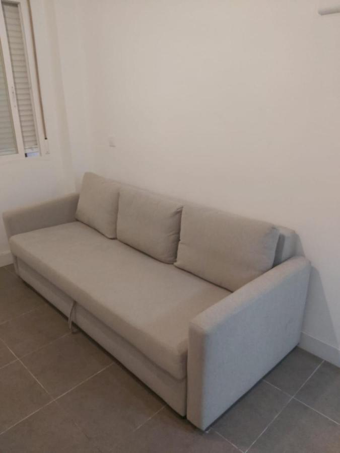 Cozy Studio Reina Sofia Amparo Apartman Madrid Kültér fotó